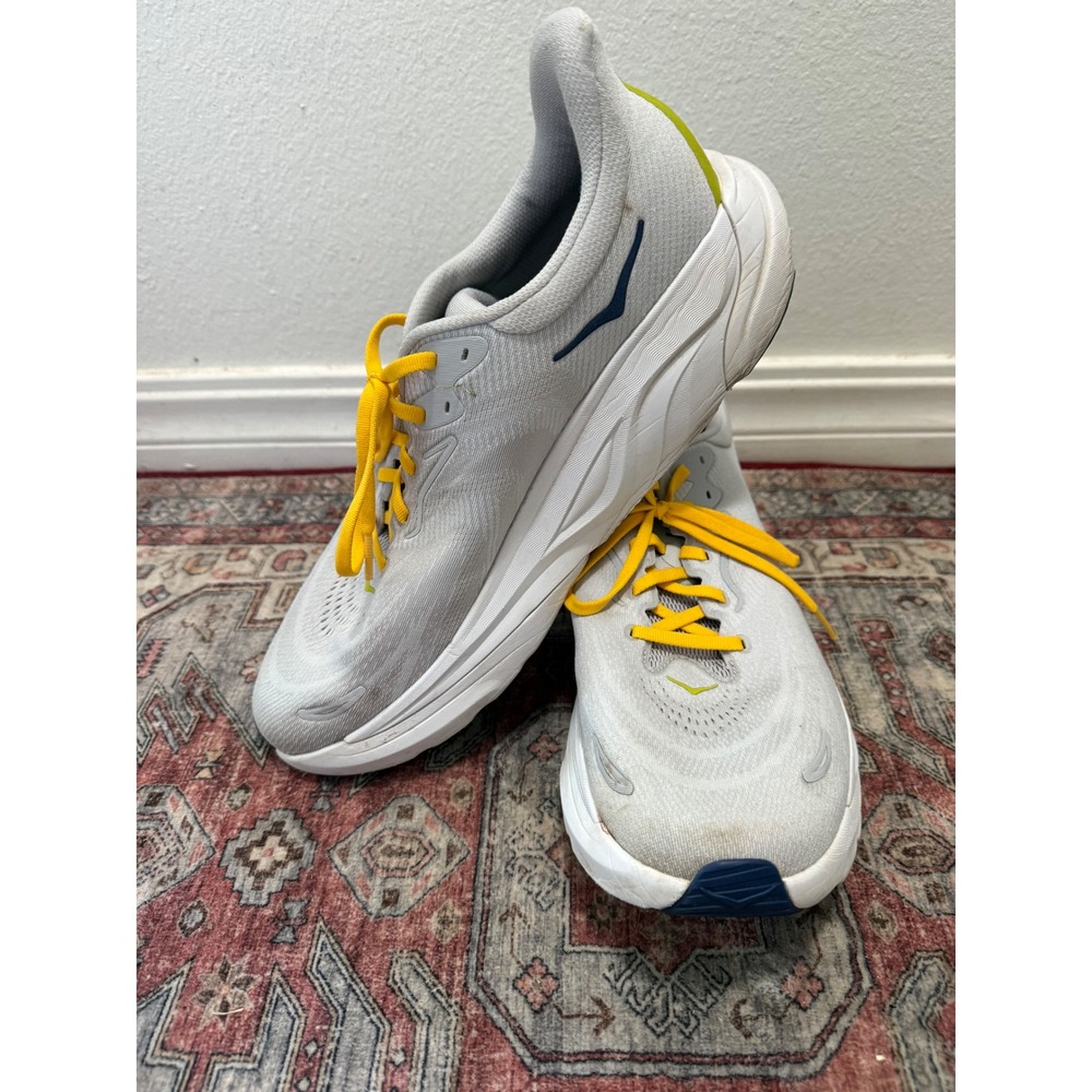 Hoka One One Arahi 6 Mens 13D Silver Yellow Navy Stability Running Shoes 1123194 - Picture 2 of 6